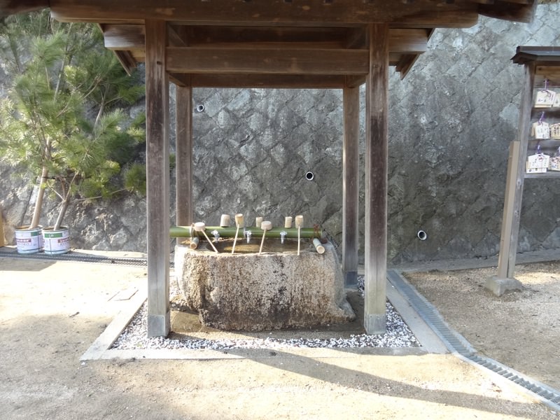 杉尾神社の手水場